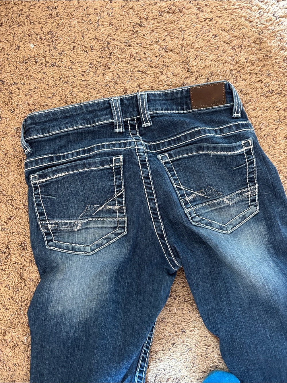 BKE Women’s Boot Cut Jeans in Dark Wash Blue - Picture 9 of 11
